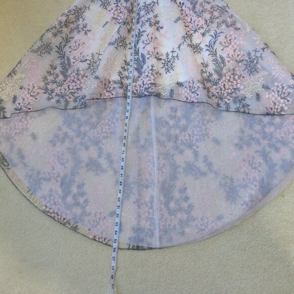 By & By Pink and Gray‎ Floral Embroidery Lovely Dress Juniors' Size 5 - Picture 9 of 10